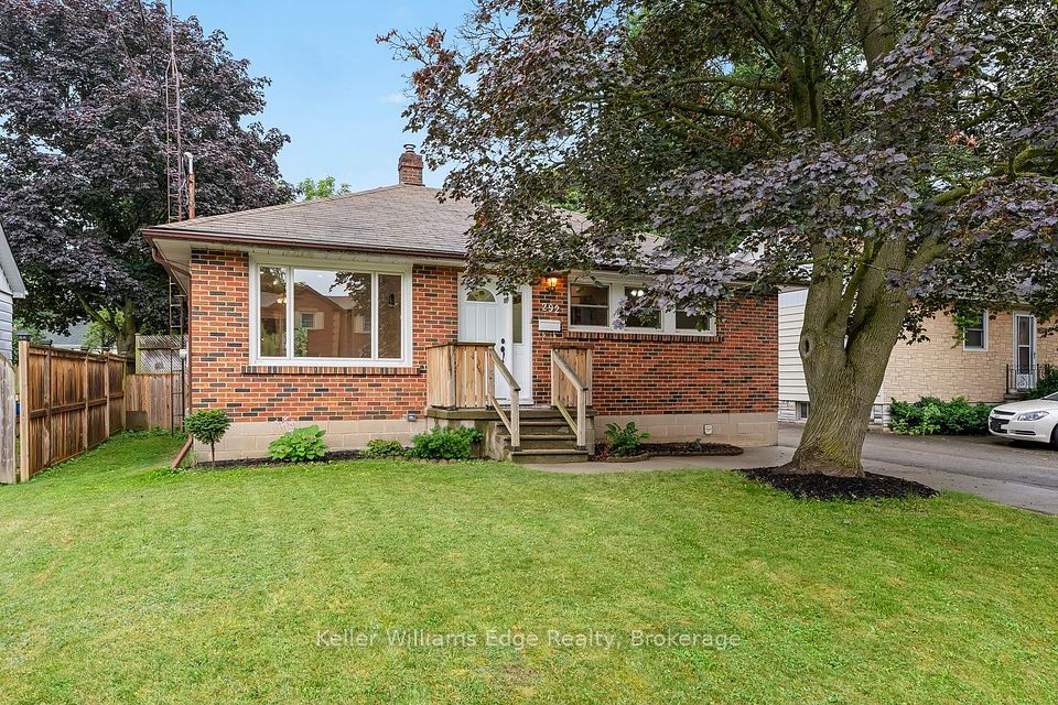 292 Mill Street E, Halton Hills, ON L7J 1J9 at 292 Mill Street E, Halton Hills, ON L7J 1J9, Halton Hills, ON, L7J 1J9