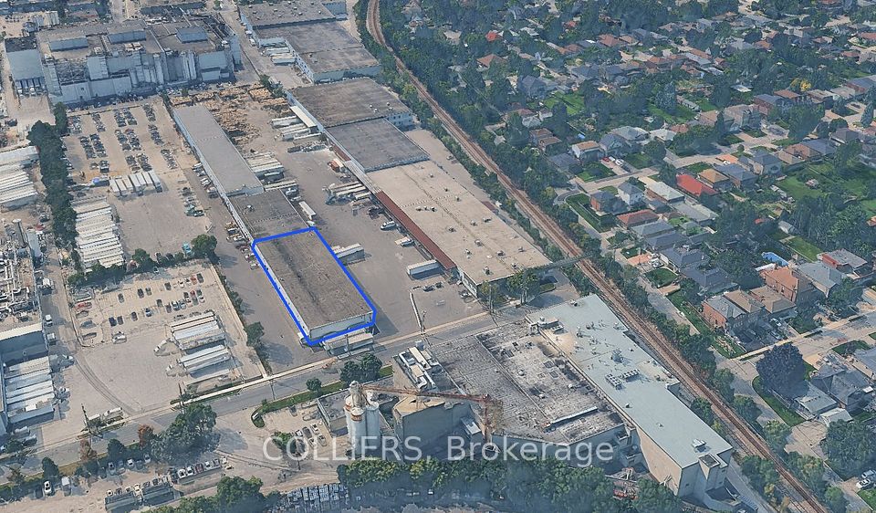 59-60 Huxley Road, Toronto, ON M9M 3B4