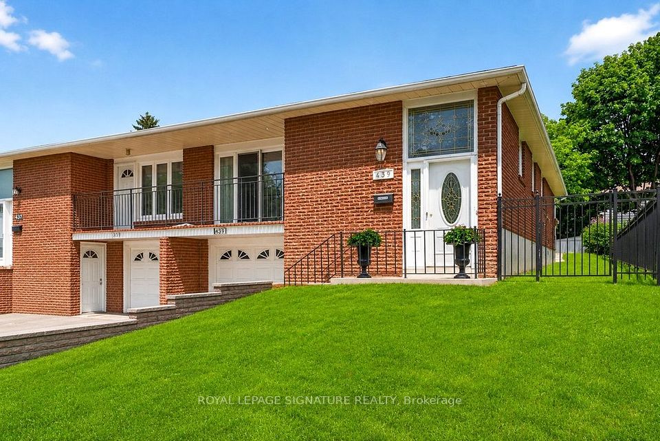 439 Ginger Downs, Mississauga, ON L5A 3A8 at 439 Ginger Downs, Mississauga, ON L5A 3A8, Mississauga, ON, L5A 3A8