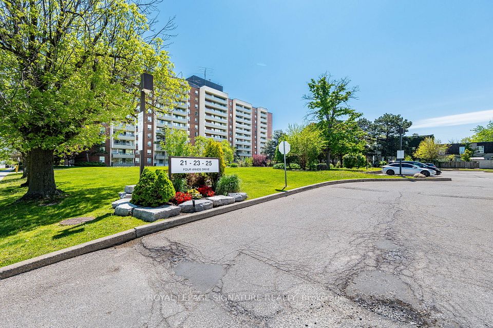 25 Four Winds Drive 405, Toronto, ON M3J 1K8 at 25 Four Winds Drive 405, Toronto, ON M3J 1K8, Toronto W05, ON, M3J 1K8