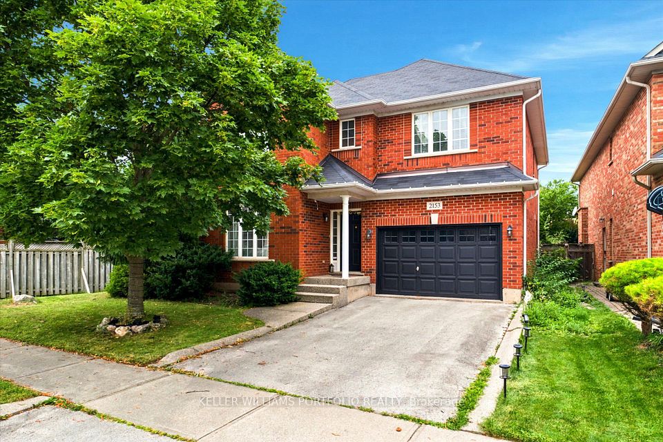 2153 Meadowglen Drive, Oakville, ON L6M 4C9 at 2153 Meadowglen Drive, Oakville, ON L6M 4C9, Oakville, ON, L6M 4C9