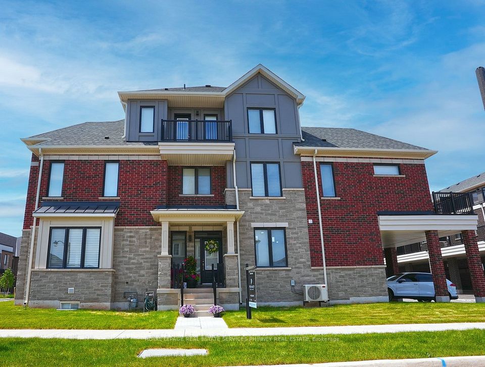 9 Crown Gate, Oakville, ON L6M 0W8 at 9 Crown Gate, Oakville, ON L6M 0W8, Oakville, ON, L6M 0W8