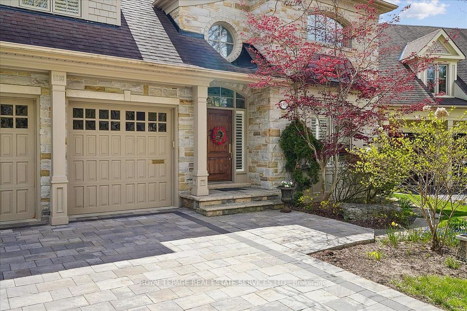 1726 The Pines N/A, Mississauga, ON L5J 4V5 at 1726 The Pines N/A, Mississauga, ON L5J 4V5, Mississauga, ON, L5J 4V5