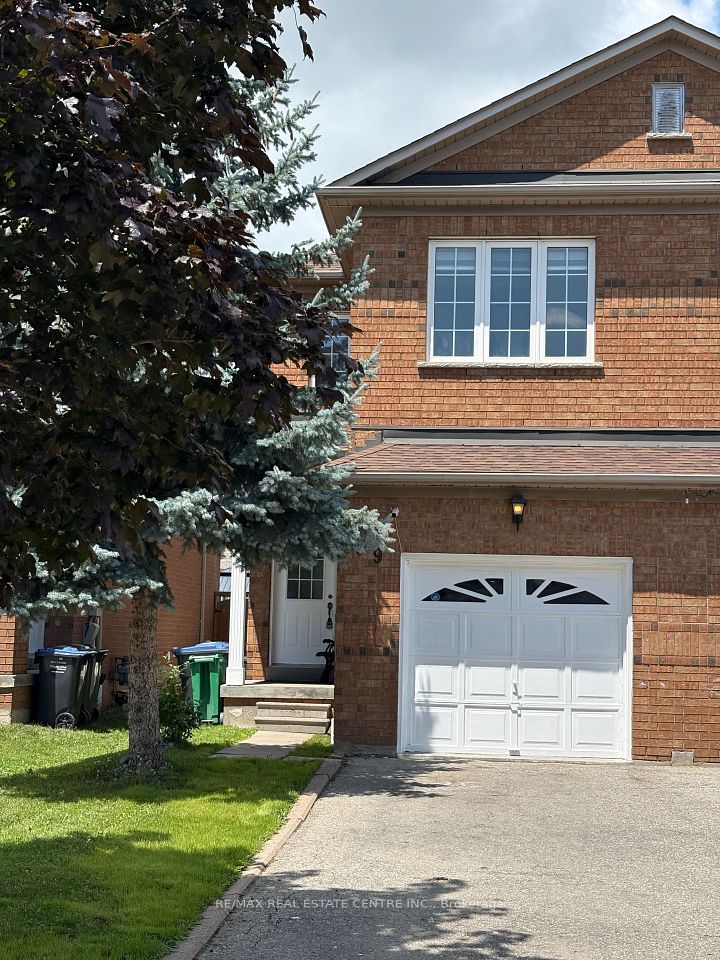799 Ledbury Crescent, Mississauga, ON L5V 2P9 at 799 Ledbury Crescent, Mississauga, ON L5V 2P9, Mississauga, ON, L5V 2P9