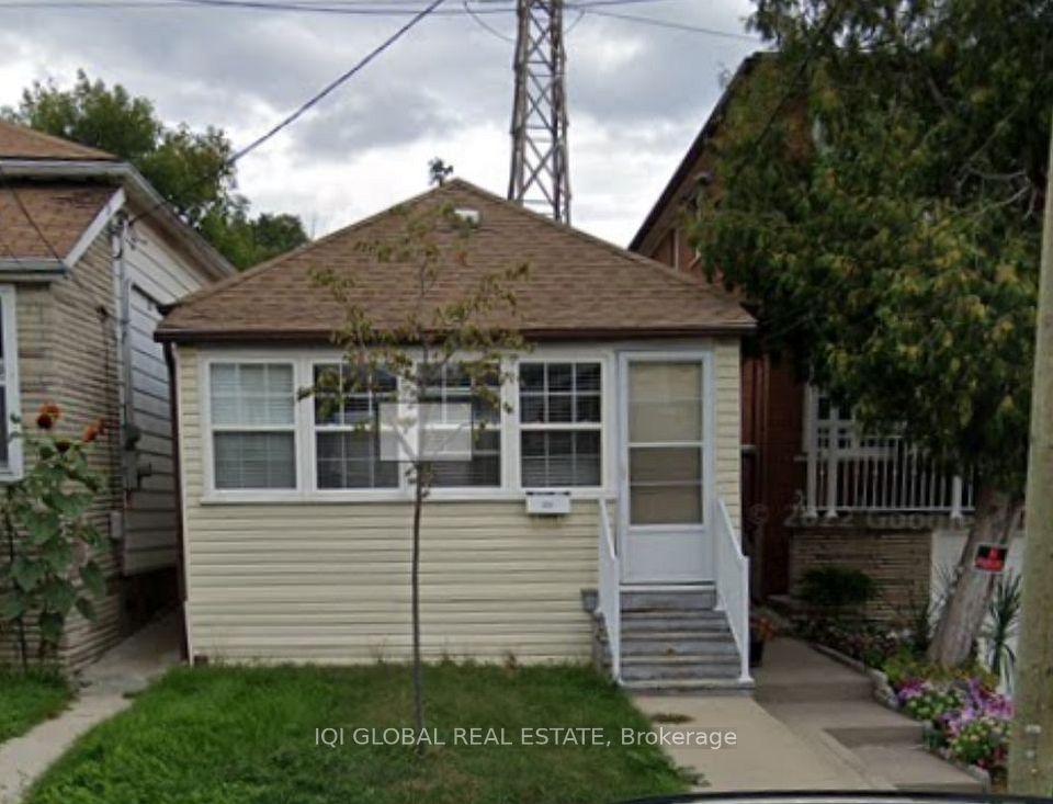 223 Prescott Avenue S, Toronto, ON M6N 3G9 at 223 Prescott Avenue S, Toronto, ON M6N 3G9, Toronto W03, ON, M6N 3G9