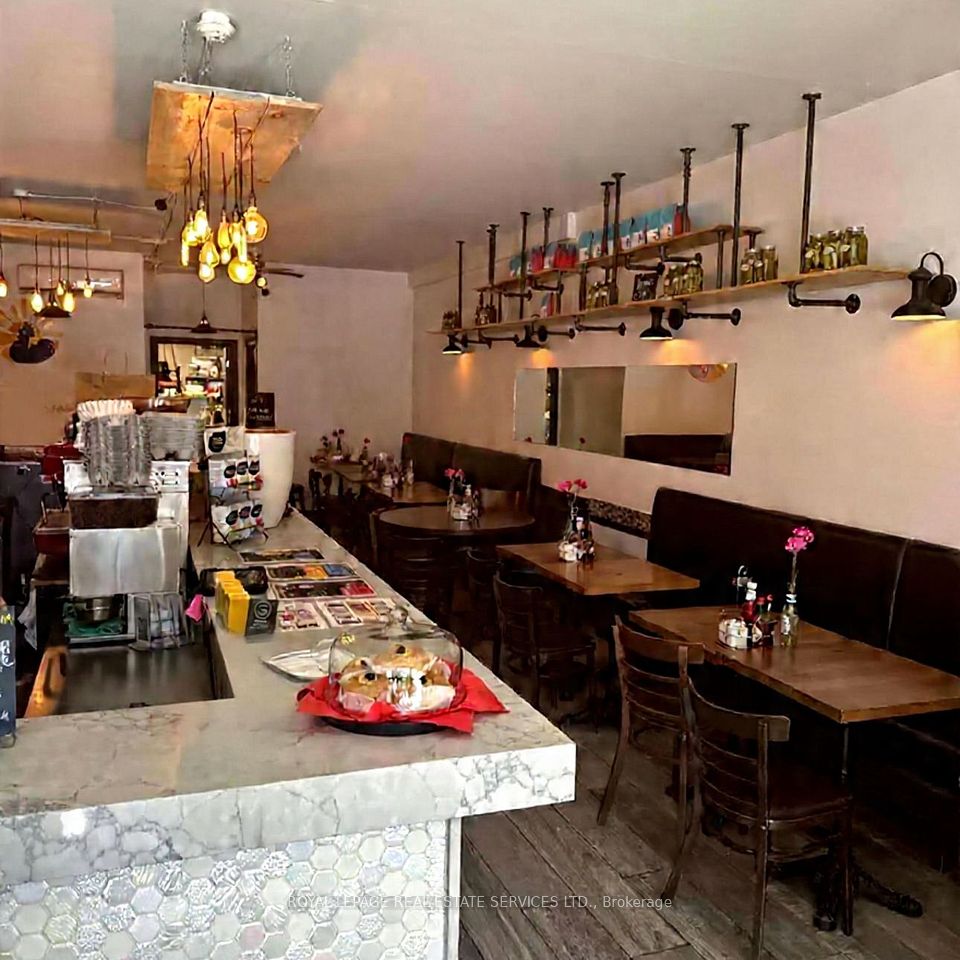 2840 Dundas Street W, Toronto, ON M6P 1Y7