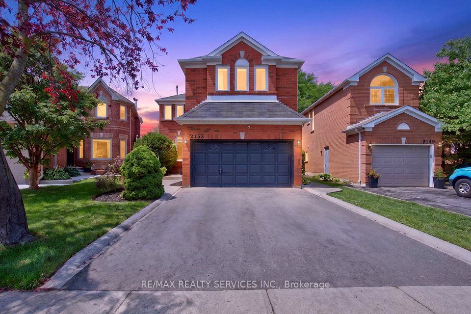 2153 Oak Bliss Crescent, Oakville, ON L6M 3K2 at 2153 Oak Bliss Crescent, Oakville, ON L6M 3K2, Oakville, ON, L6M 3K2