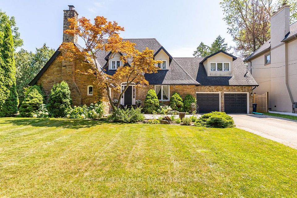 39 Yorkleigh Avenue, Toronto, ON M9P 1Y3 at 39 Yorkleigh Avenue, Toronto, ON M9P 1Y3, Toronto W09, ON, M9P 1Y3