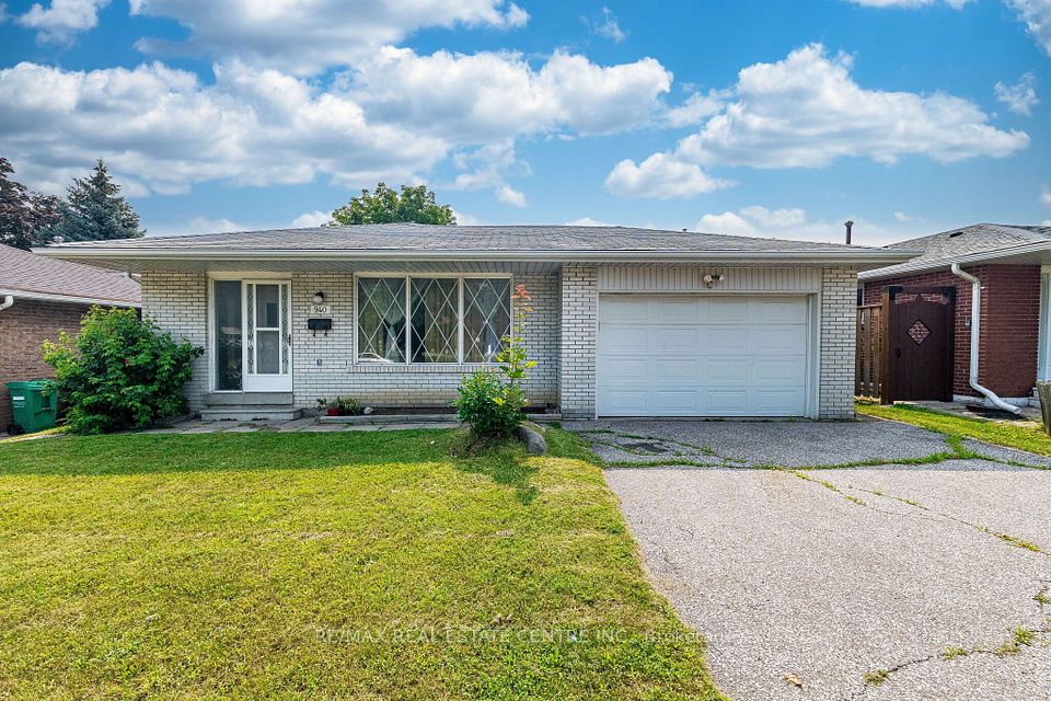 940 Bloor Street, Mississauga, ON L4Y 2N1 at 940 Bloor Street, Mississauga, ON L4Y 2N1, Mississauga, ON, L4Y 2N1