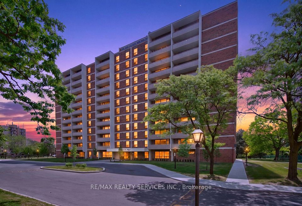 3120 Kirwin Avenue 210, Mississauga, ON L5A 3R2 at 3120 Kirwin Avenue 210, Mississauga, ON L5A 3R2, Mississauga, ON, L5A 3R2