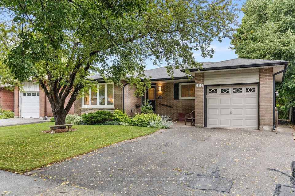 1515 Thetford Court, Mississauga, ON L5J 3N2 at 1515 Thetford Court, Mississauga, ON L5J 3N2, Mississauga, ON, L5J 3N2