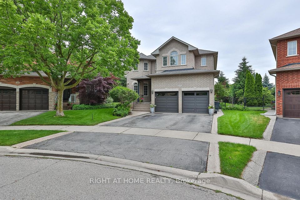 2275 Whitecliffe Way, Oakville, ON L6M 4W3 at 2275 Whitecliffe Way, Oakville, ON L6M 4W3, Oakville, ON, L6M 4W3