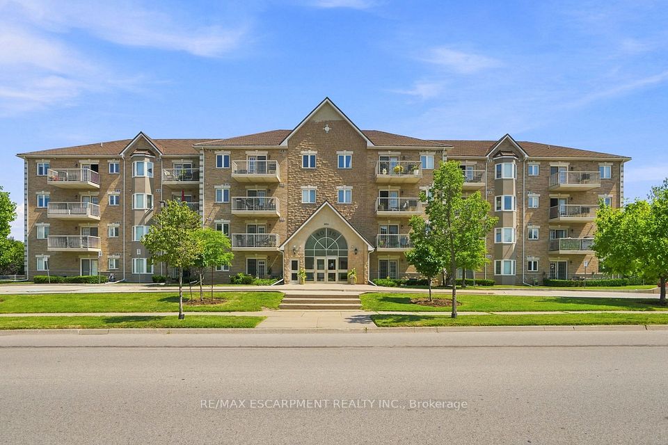 4016 Kilmer Drive 101, Burlington, ON L7M 5A7 at 4016 Kilmer Drive 101, Burlington, ON L7M 5A7, Burlington, ON, L7M 5A7