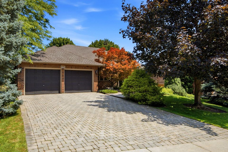 1090 Crofton Way, Burlington, ON L7P 4W8 at 1090 Crofton Way, Burlington, ON L7P 4W8, Burlington, ON, L7P 4W8
