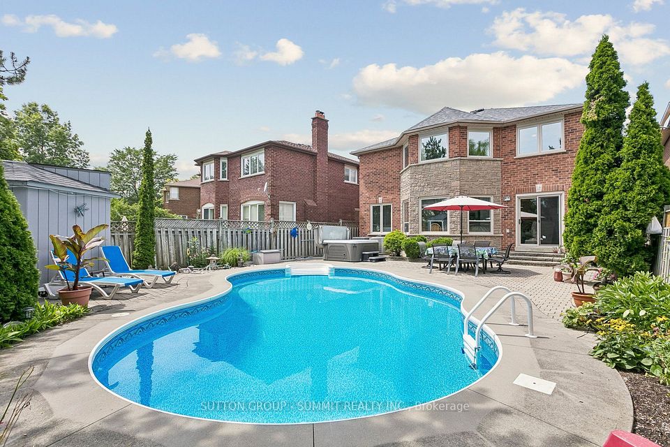 3176 DOVETAIL Mews, Mississauga, ON L5L 5K4 at 3176 DOVETAIL Mews, Mississauga, ON L5L 5K4, Mississauga, ON, L5L 5K4