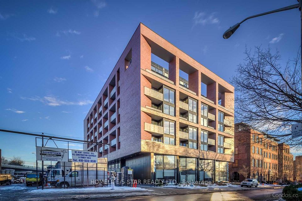 383 SORAUREN Avenue 310, Toronto, ON M6R 0A4 at 383 SORAUREN Avenue 310, Toronto, ON M6R 0A4, Toronto W01, ON, M6R 0A4