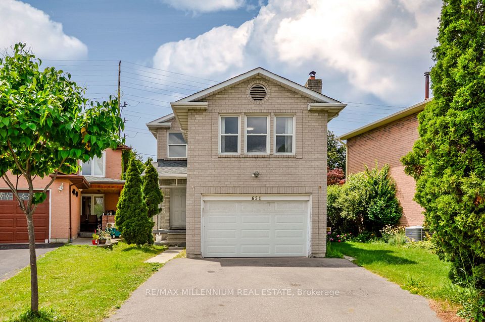 651 Shetani Place, Mississauga, ON L5B 2Z7 at 651 Shetani Place, Mississauga, ON L5B 2Z7, Mississauga, ON, L5B 2Z7