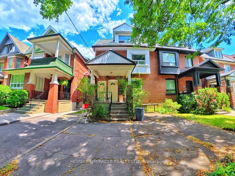 121 Medland Street, Toronto, ON M6P 2N4 at 121 Medland Street, Toronto, ON M6P 2N4, Toronto W02, ON, M6P 2N4