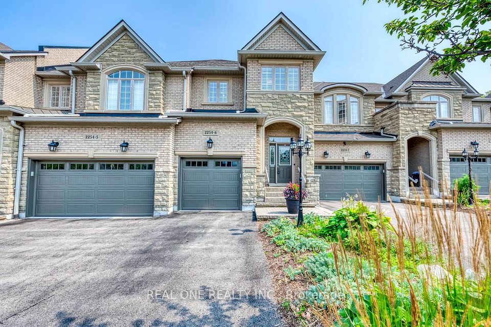 2254 Rockingham Drive 6, Oakville, ON L6H 7H8 at 2254 Rockingham Drive 6, Oakville, ON L6H 7H8, Oakville, ON, L6H 7H8