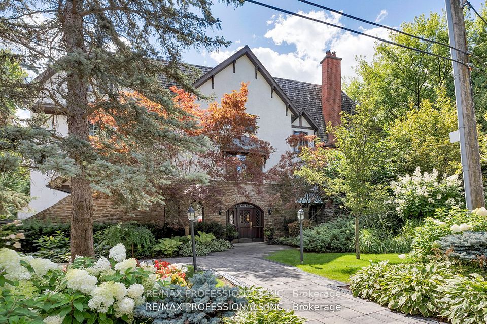 71 Old Mill Road 304, Toronto, ON M8X 1G9 at 71 Old Mill Road 304, Toronto, ON M8X 1G9, Toronto W08, ON, M8X 1G9
