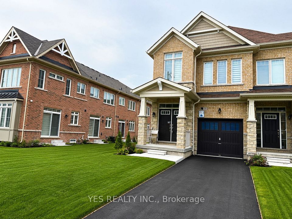 Att/Row/Townhouse at 27 Royal Fern Crescent S, Caledon, ON L7C 4G8, Caledon