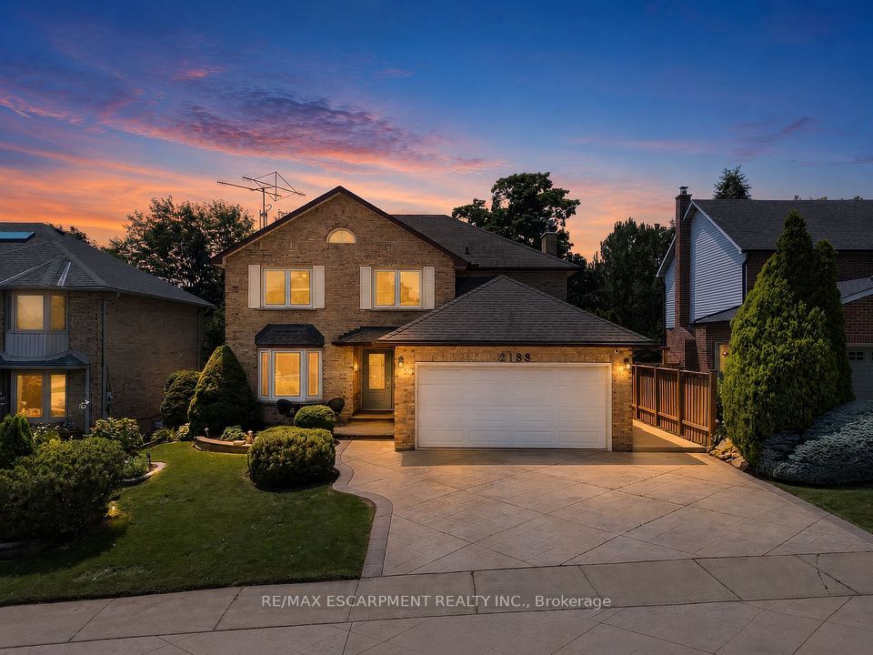 2188 BADER Crescent, Burlington, ON L7P 4N6 at 2188 BADER Crescent, Burlington, ON L7P 4N6, Burlington, ON, L7P 4N6