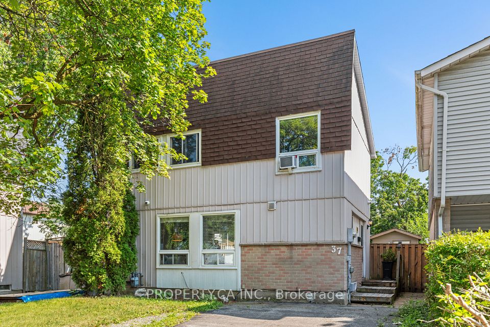 37 Gladstone Square, Brampton, ON L6S 2H5 at 37 Gladstone Square, Brampton, ON L6S 2H5, Brampton, ON, L6S 2H5