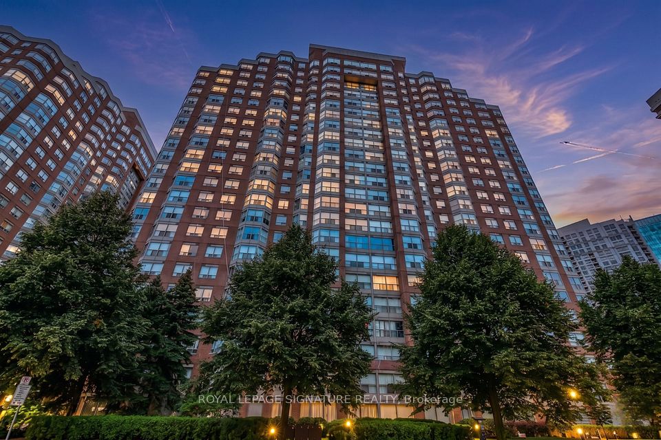 325 Webb Drive 707, Mississauga, ON L5B 3Z9 at 325 Webb Drive 707, Mississauga, ON L5B 3Z9, Mississauga, ON, L5B 3Z9