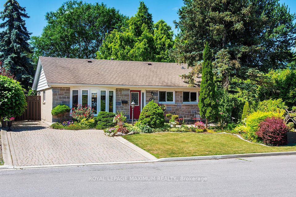 38 Abbey Road, Brampton, ON L6W 2T8 at 38 Abbey Road, Brampton, ON L6W 2T8, Brampton, ON, L6W 2T8