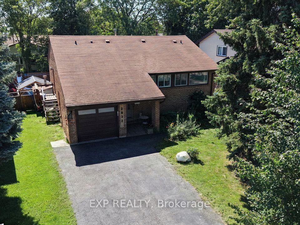 2832 Windwood Drive, Mississauga, ON L5N 1W7 at 2832 Windwood Drive, Mississauga, ON L5N 1W7, Mississauga, ON, L5N 1W7