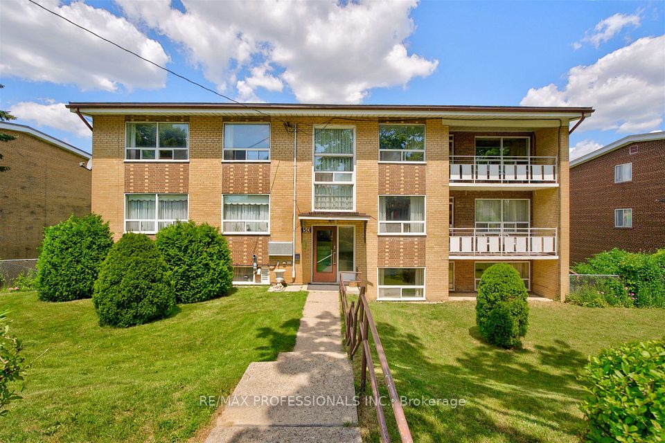 50 Waniska Avenue, Toronto, ON M8Y 1P9 at 50 Waniska Avenue, Toronto, ON M8Y 1P9, Toronto W07, ON, M8Y 1P9