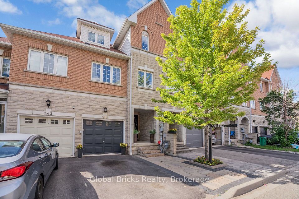 Att/Row/Townhouse at 585 Candlestick Circle, Mississauga, ON L4Z 0B3, Mississauga