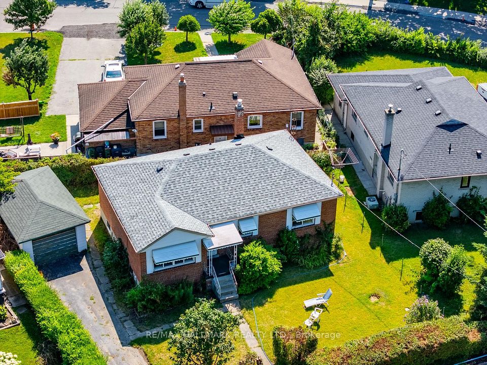 31 Frimette Crescent, Toronto, ON M6N 4W5 at 31 Frimette Crescent, Toronto, ON M6N 4W5, Toronto W03, ON, M6N 4W5