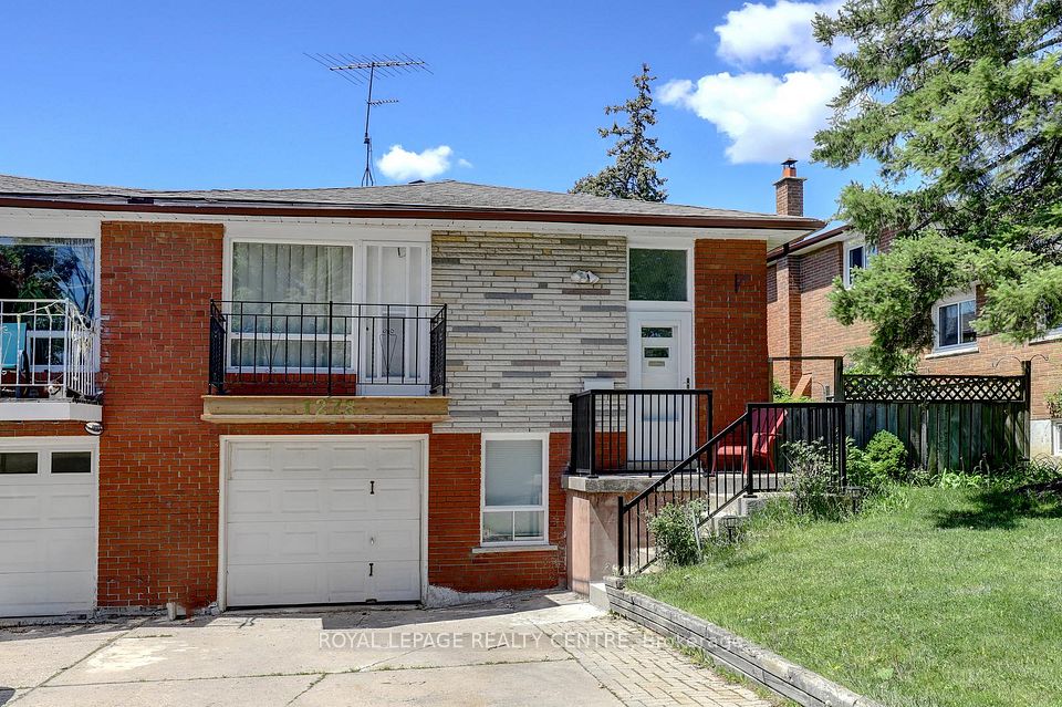 1278 Shamir Crescent, Mississauga, ON L5C 1L1 at 1278 Shamir Crescent, Mississauga, ON L5C 1L1, Mississauga, ON, L5C 1L1