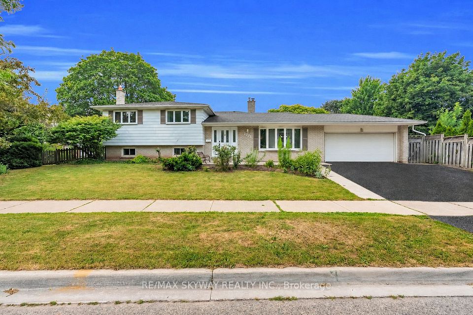 2673 Thorn Lodge Drive, Mississauga, ON L5K 1L1 at 2673 Thorn Lodge Drive, Mississauga, ON L5K 1L1, Mississauga, ON, L5K 1L1