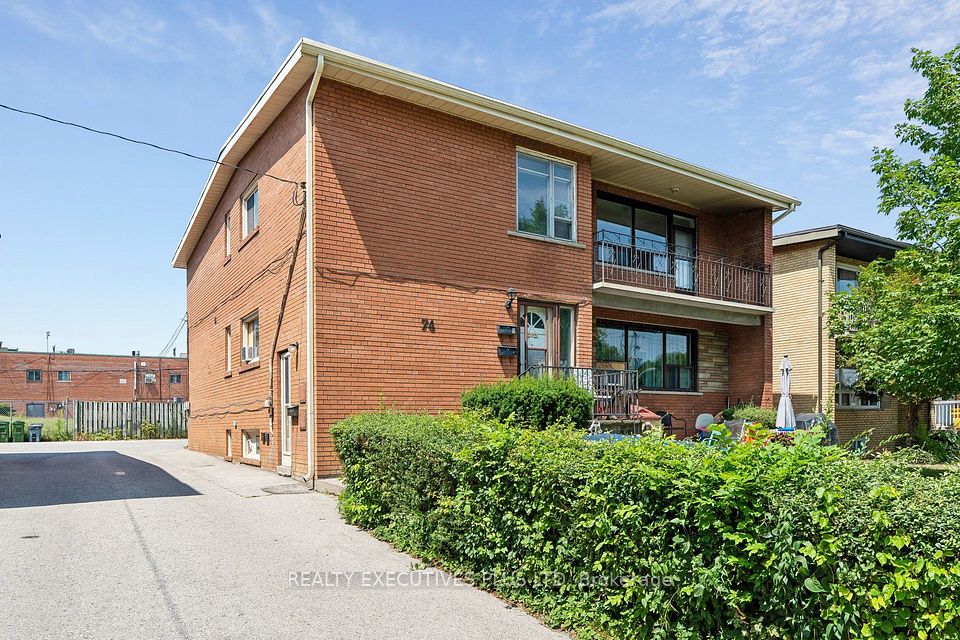 74 Calstock Drive, Toronto, ON M9V 1H2 at 74 Calstock Drive, Toronto, ON M9V 1H2, Toronto W10, ON, M9V 1H2
