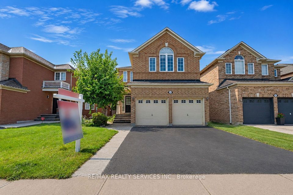3696 Waterfall Crescent, Mississauga, ON L5N 8G8 at 3696 Waterfall Crescent, Mississauga, ON L5N 8G8, Mississauga, ON, L5N 8G8