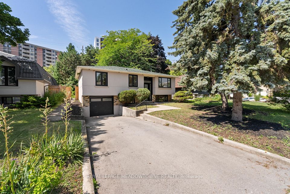 1268 Forest Hill, Oakville, ON L6H 2C3 at 1268 Forest Hill, Oakville, ON L6H 2C3, Oakville, ON, L6H 2C3