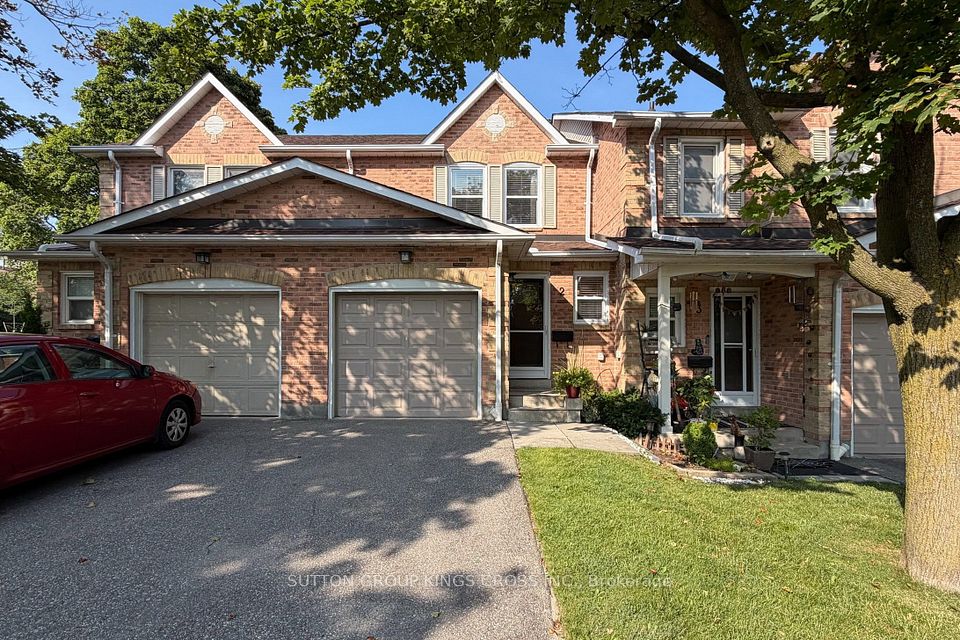 2575 Parmeer Drive 2, Mississauga, ON L5C 2Y3 at 2575 Parmeer Drive 2, Mississauga, ON L5C 2Y3, Mississauga, ON, L5C 2Y3