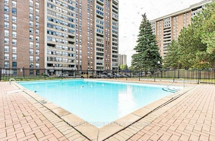 25 Kensington Road 1912, Brampton, ON L6T 3W8 at 25 Kensington Road 1912, Brampton, ON L6T 3W8, Brampton, ON, L6T 3W8