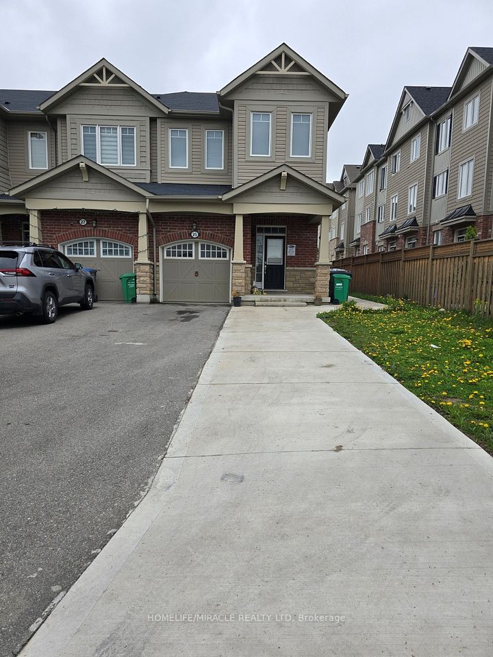 Att/Row/Townhouse at 25 Phyllis Drive, Caledon, ON L7C 4E3, Caledon