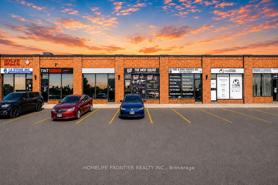 1077 Britannia Road E, Mississauga, ON L4W 3X1