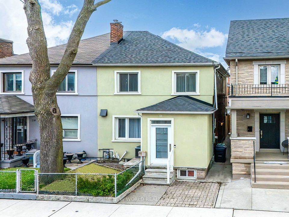 30 Carling Avenue, Toronto, ON M6G 3S1 at 30 Carling Avenue, Toronto, ON M6G 3S1, Toronto W02, ON, M6G 3S1