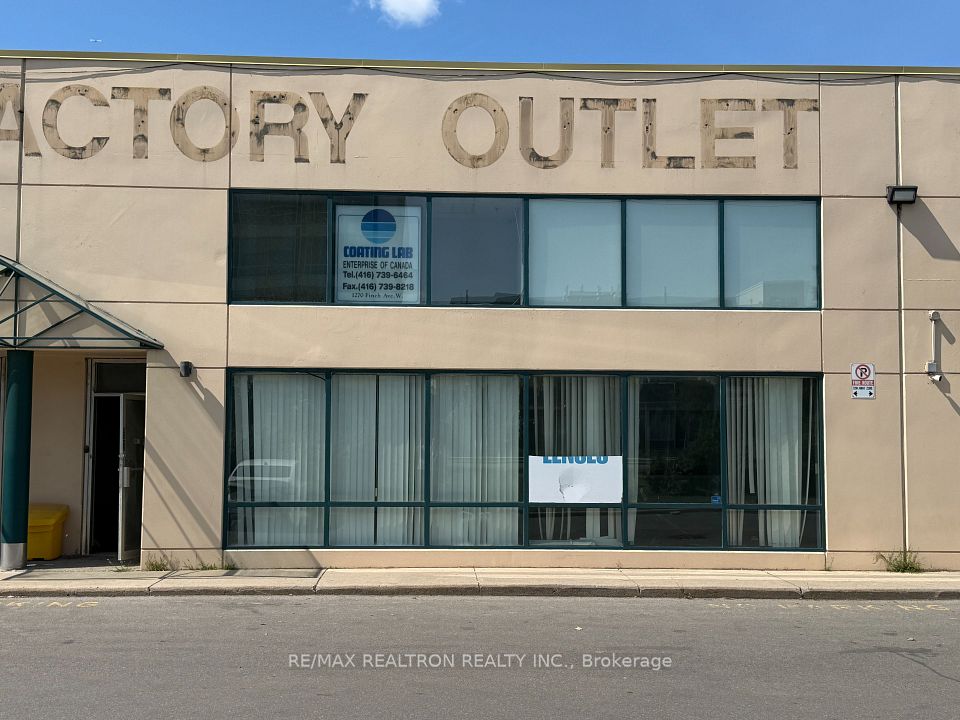 1270 Finch Avenue W 3, Toronto, ON M3J 3J7