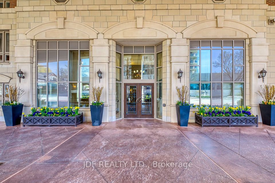 111 Forsythe Street 402, Oakville, ON L6K 3J9 at 111 Forsythe Street 402, Oakville, ON L6K 3J9, Oakville, ON, L6K 3J9