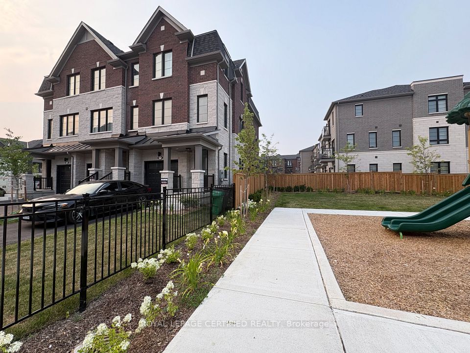 Att/Row/Townhouse at 5970 Saigon Street, Mississauga, ON L5V 0E9, Mississauga