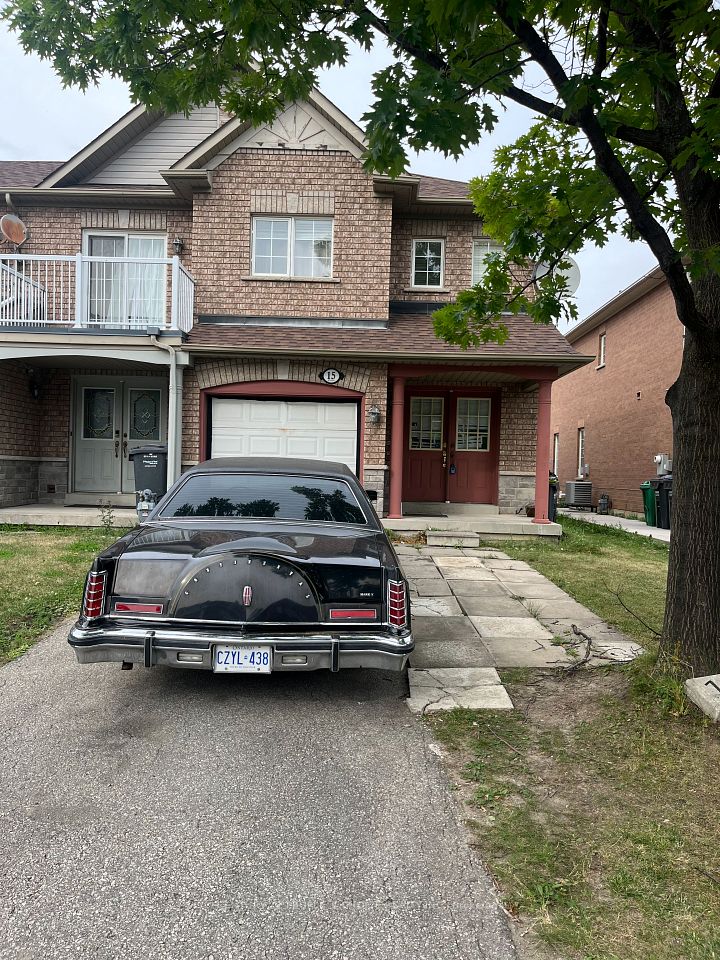 Att/Row/Townhouse at 15 Checkerberry Crescent, Brampton, ON L6R 2T2, Brampton