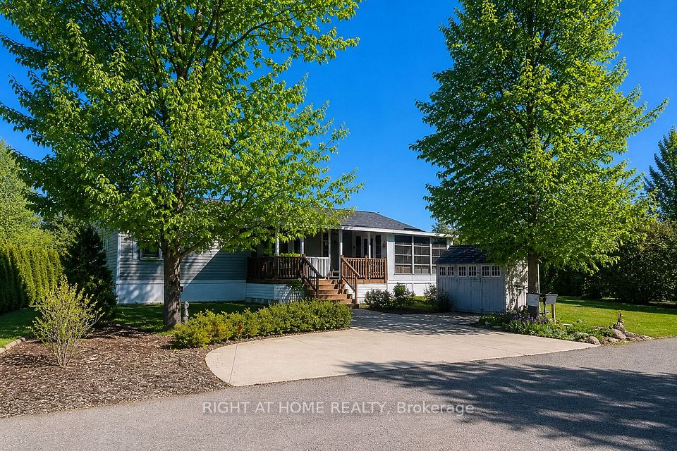 4449 Milburough Line 5 Beech Street, Burlington, ON L7P 0C5 at 4449 Milburough Line 5 Beech Street, Burlington, ON L7P 0C5, Burlington, ON, L7P 0C5