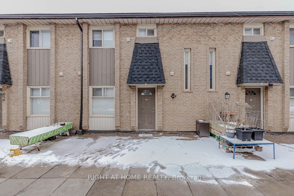 40 Rexdale Boulevard 3, Toronto, ON M9W 5Z3 at 40 Rexdale Boulevard 3, Toronto, ON M9W 5Z3, Toronto W10, ON, M9W 5Z3
