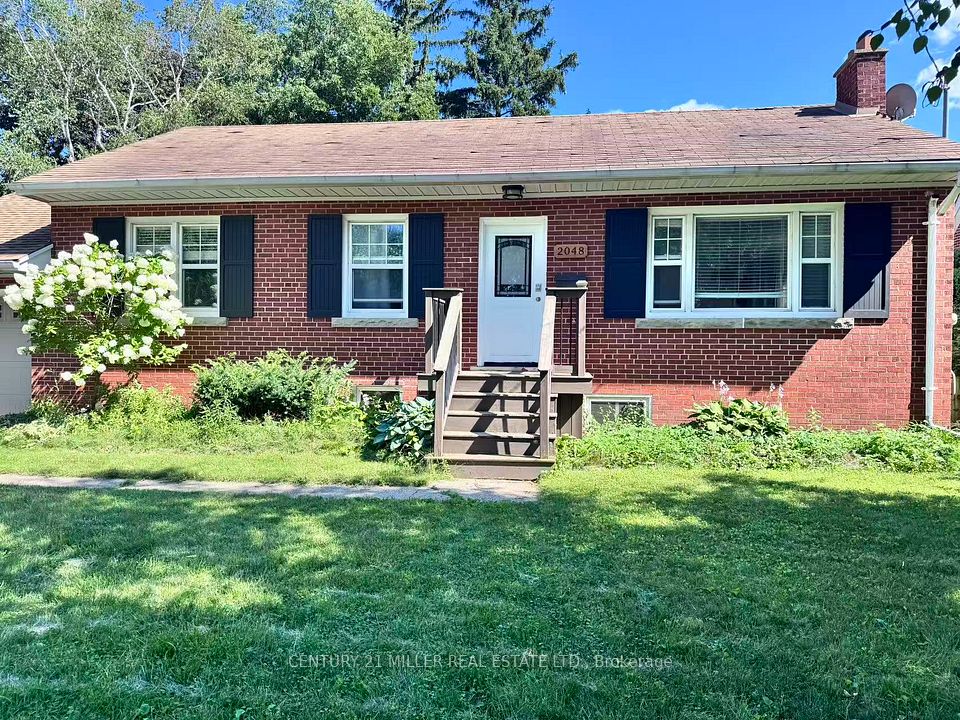 Detached at 2048 Edinburgh (Main Level) Drive, Burlington, ON L7R 2C9, Burlington